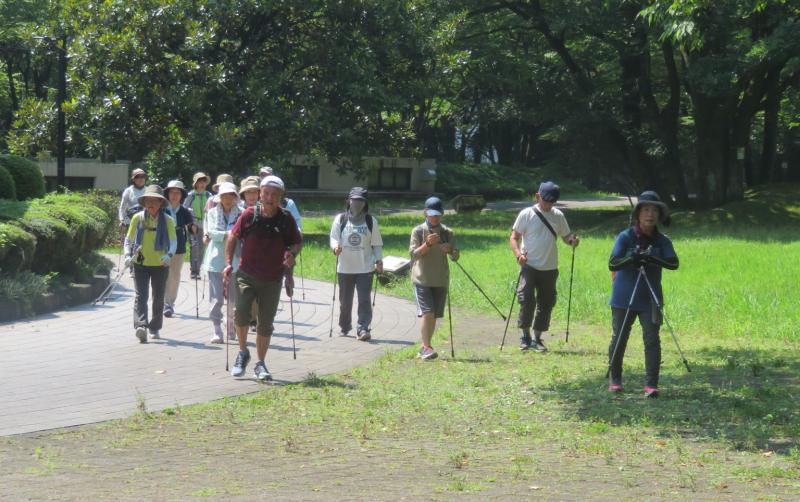 古墳公園に到着です