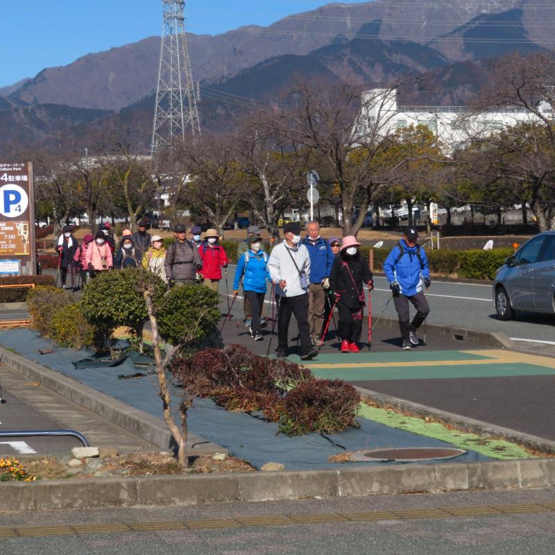 これから水無川に行きます