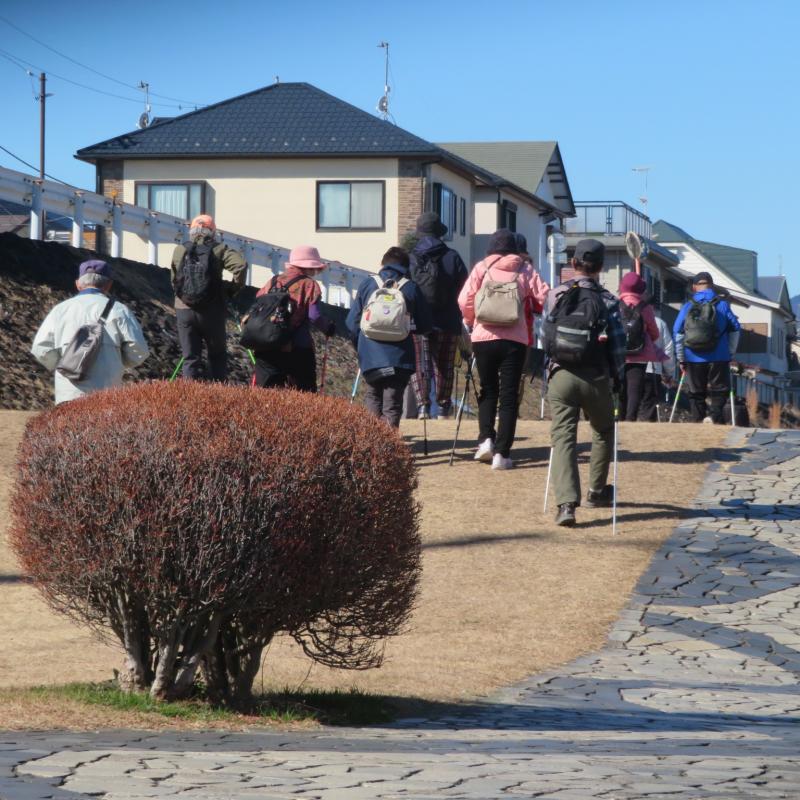 帰りは右岸で戻ります