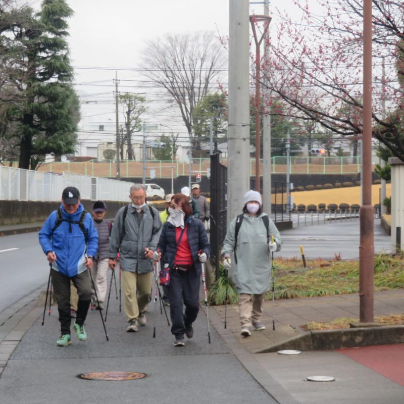 野球場の周りをNW