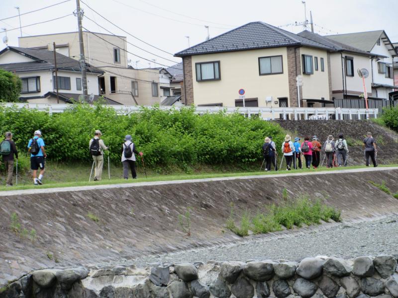 右岸で戻ります