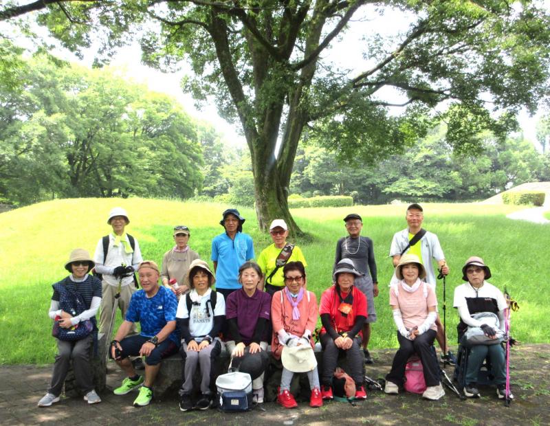 古墳公園にて