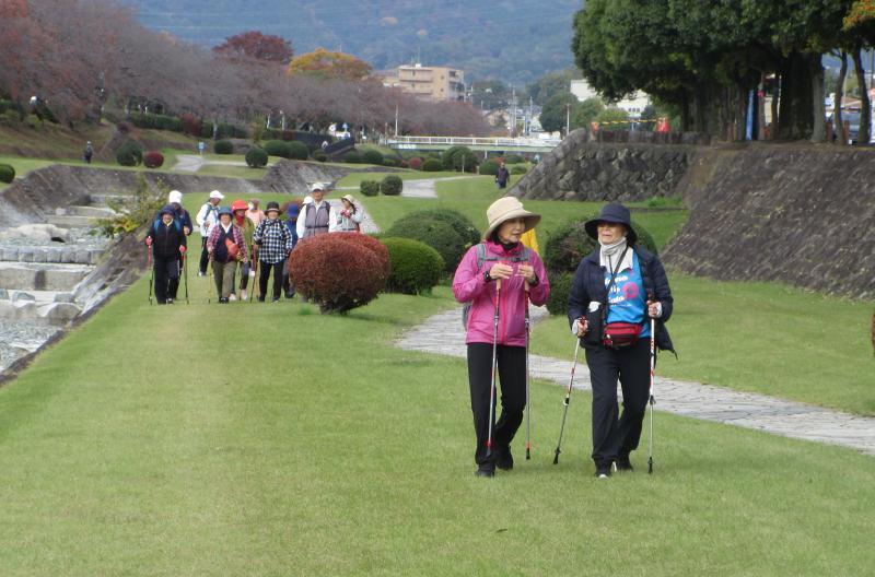 話がはずんでいますね