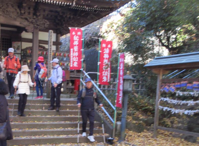 薬師様にお参り