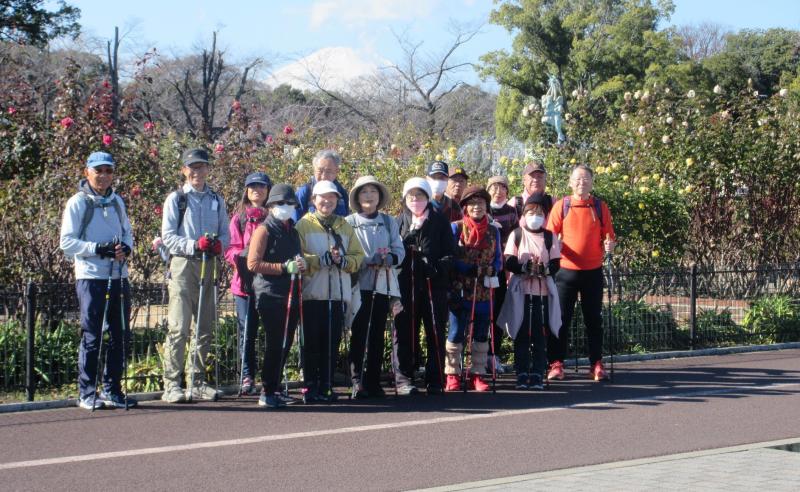 富士山をバックにして記念写真