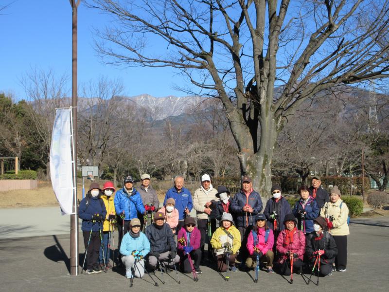塔が岳には初雪？