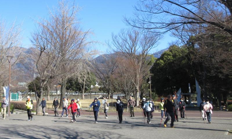 戻りは片方押す（バランスチェック）