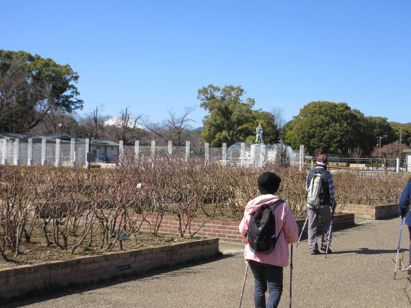 富士山がちょっぴり見えます
