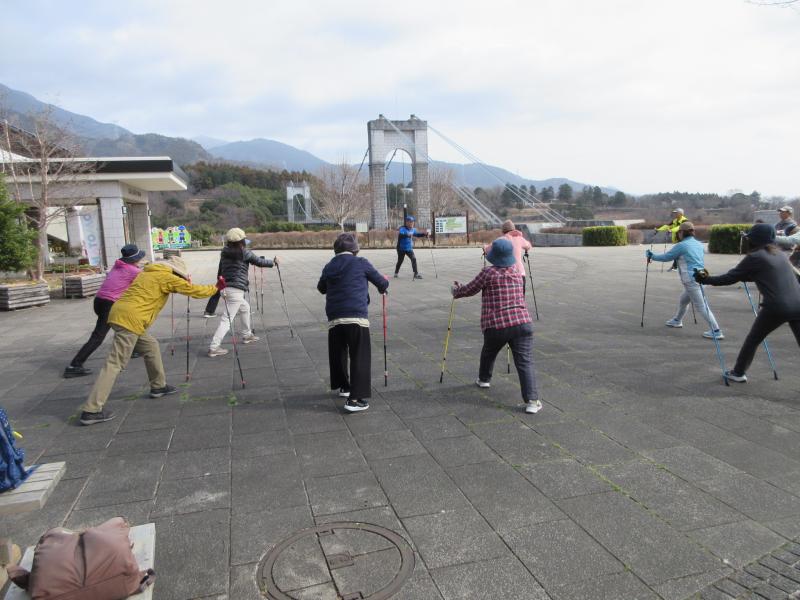 クールダウンです。お疲れ様