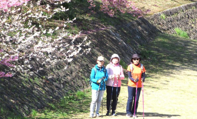 先頭で到着した娘たち？