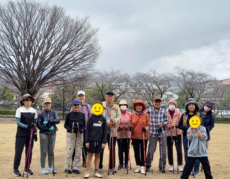 遊んでいた少年と一緒