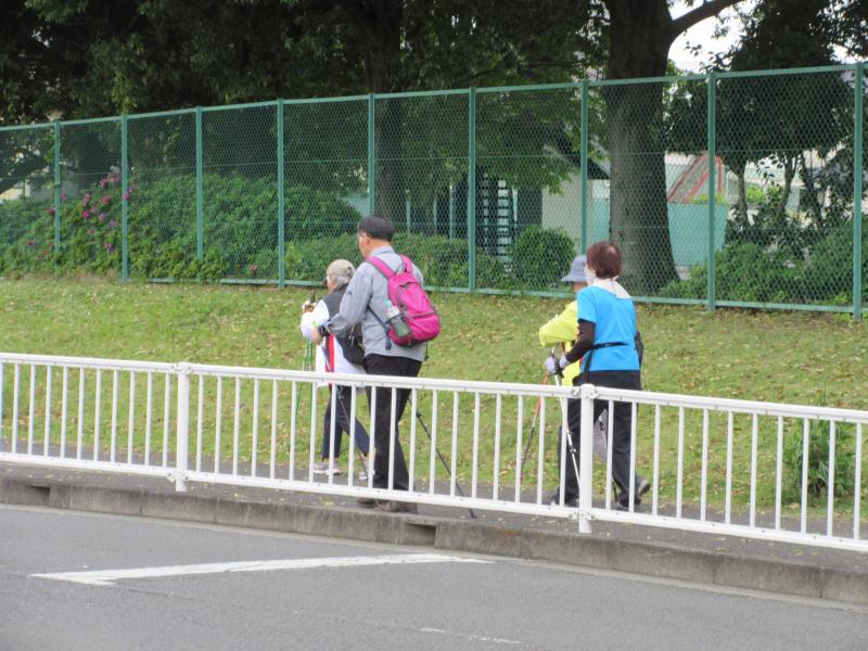 急いで戻ります