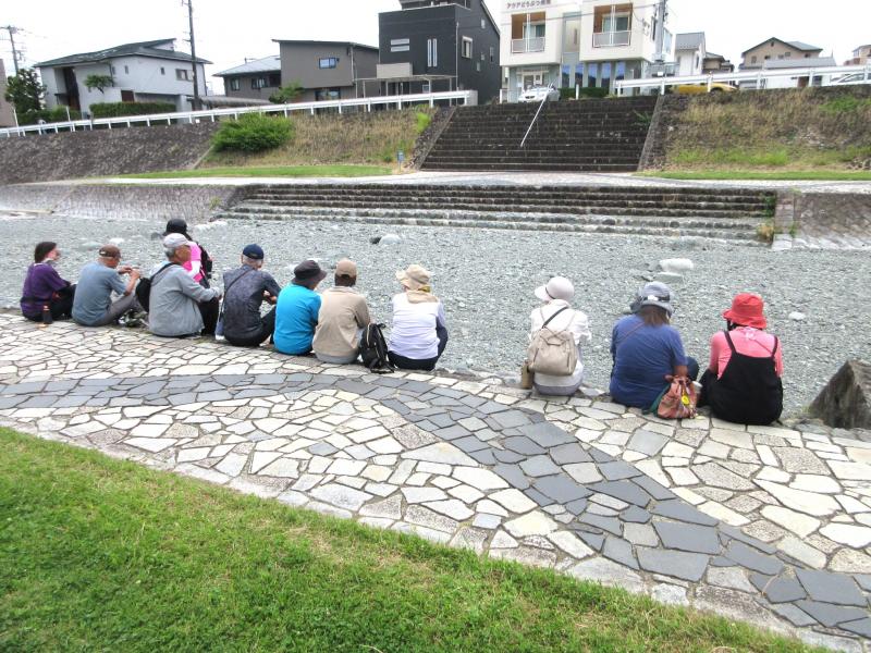 おやつ時間は楽しいです