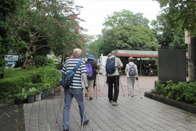 古墳公園出発