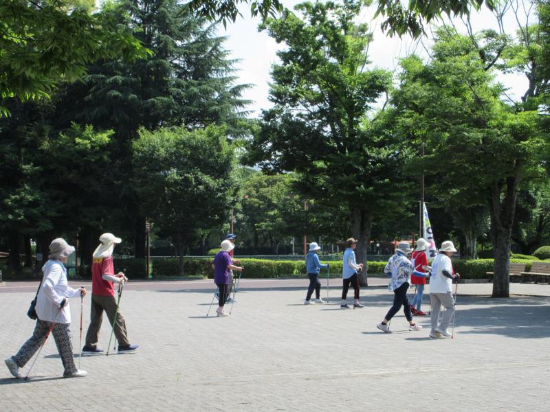 いつものように歩行練習