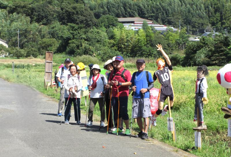 かかし祭りです