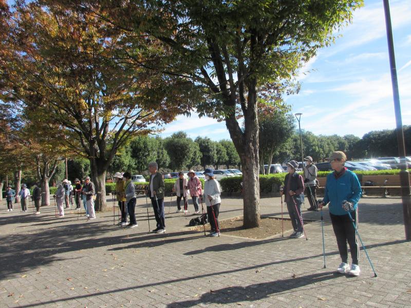 横一列になりスタート