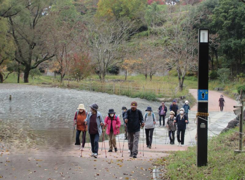 水無川上流を通ります