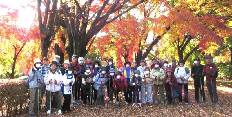 図書館裏にて撮影