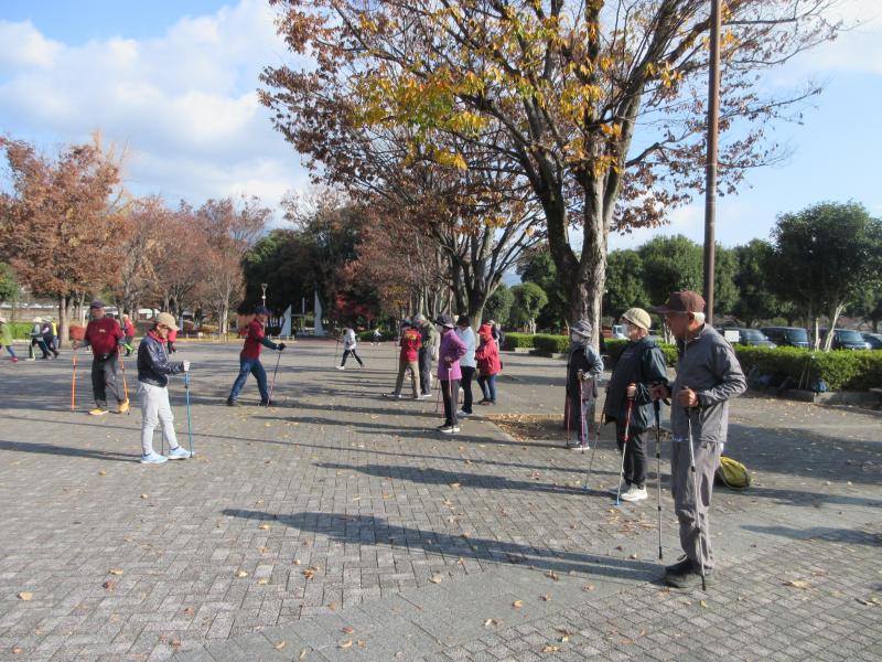 コーチが前で声掛けします