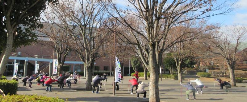 歩くだけでは筋肉がつかない