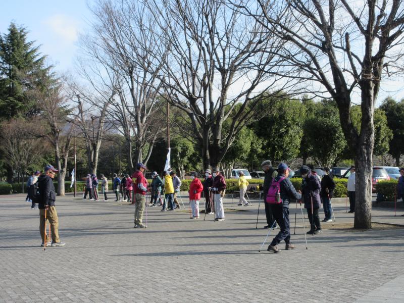各コーチの声掛けでスタート