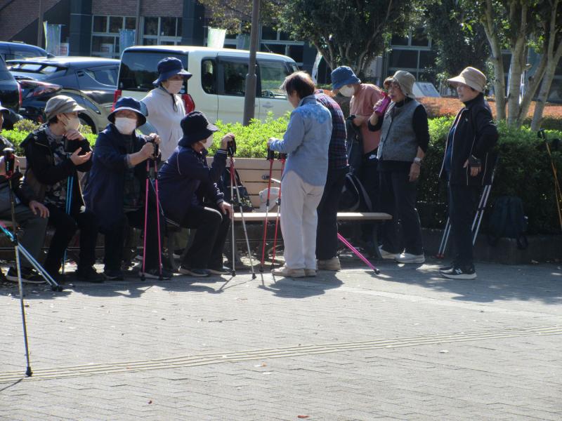 体育館前に着きました（お疲れさま）