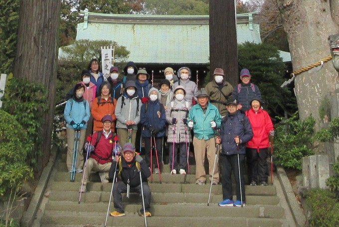 人物だけアップ