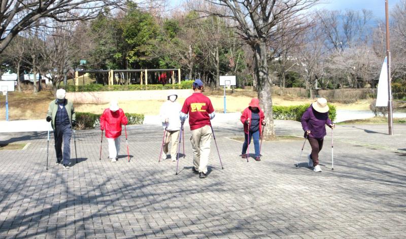 コーチが多いので分かれてます
