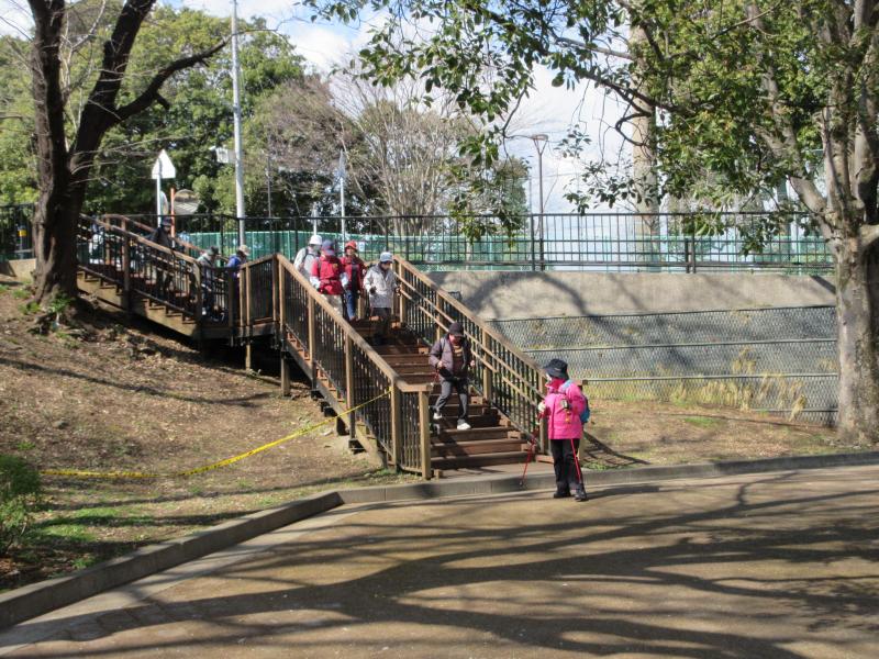 ピクニック広場に着きました