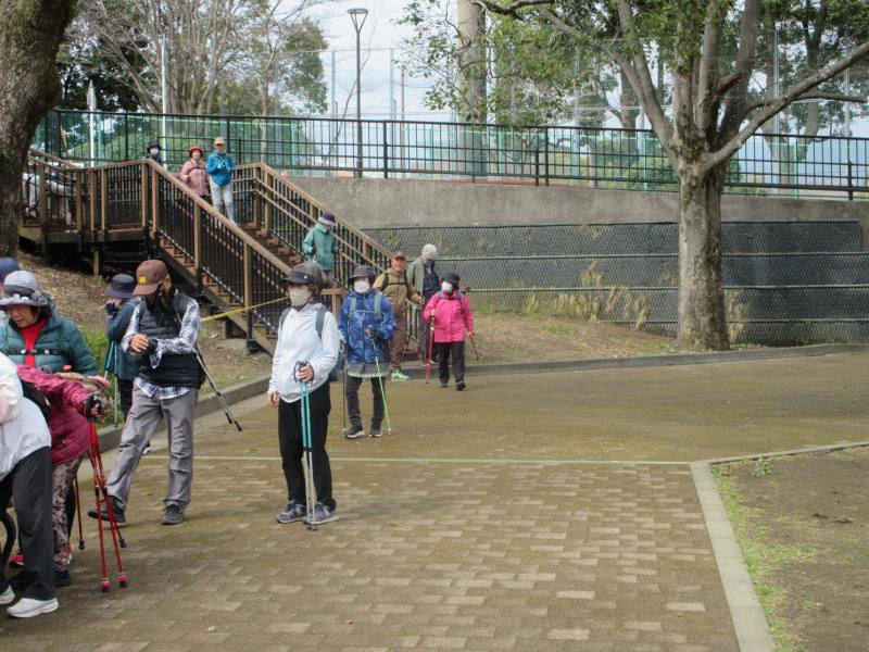 ピクニック広場でおやつタイム