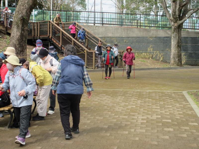 ピクニック広場に着きました