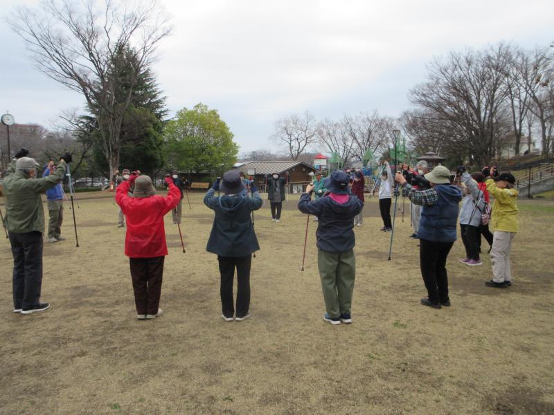このゲームは数で腕を前に、上に