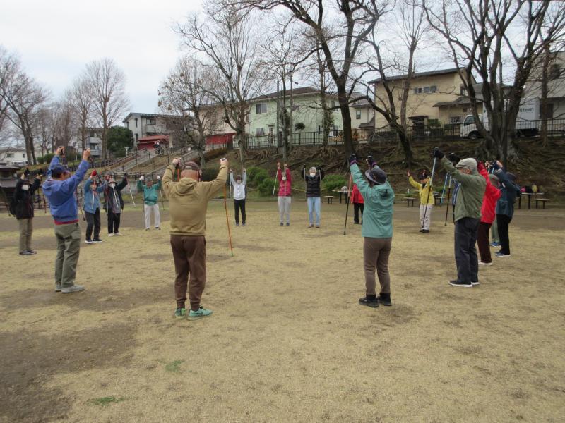 こちらはあと出しじゃんけんですか