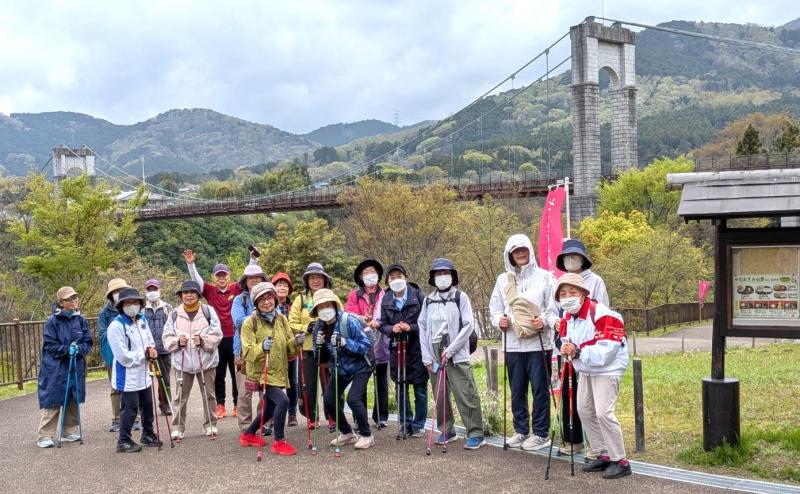 つり橋を渡りました