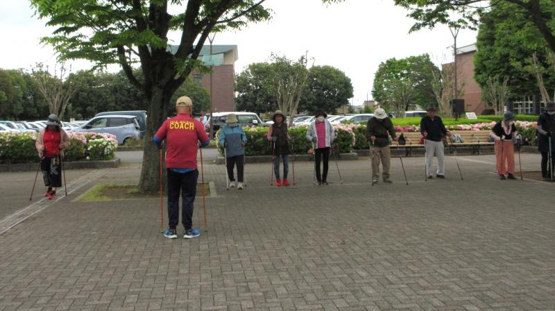 いつものように歩行練習
